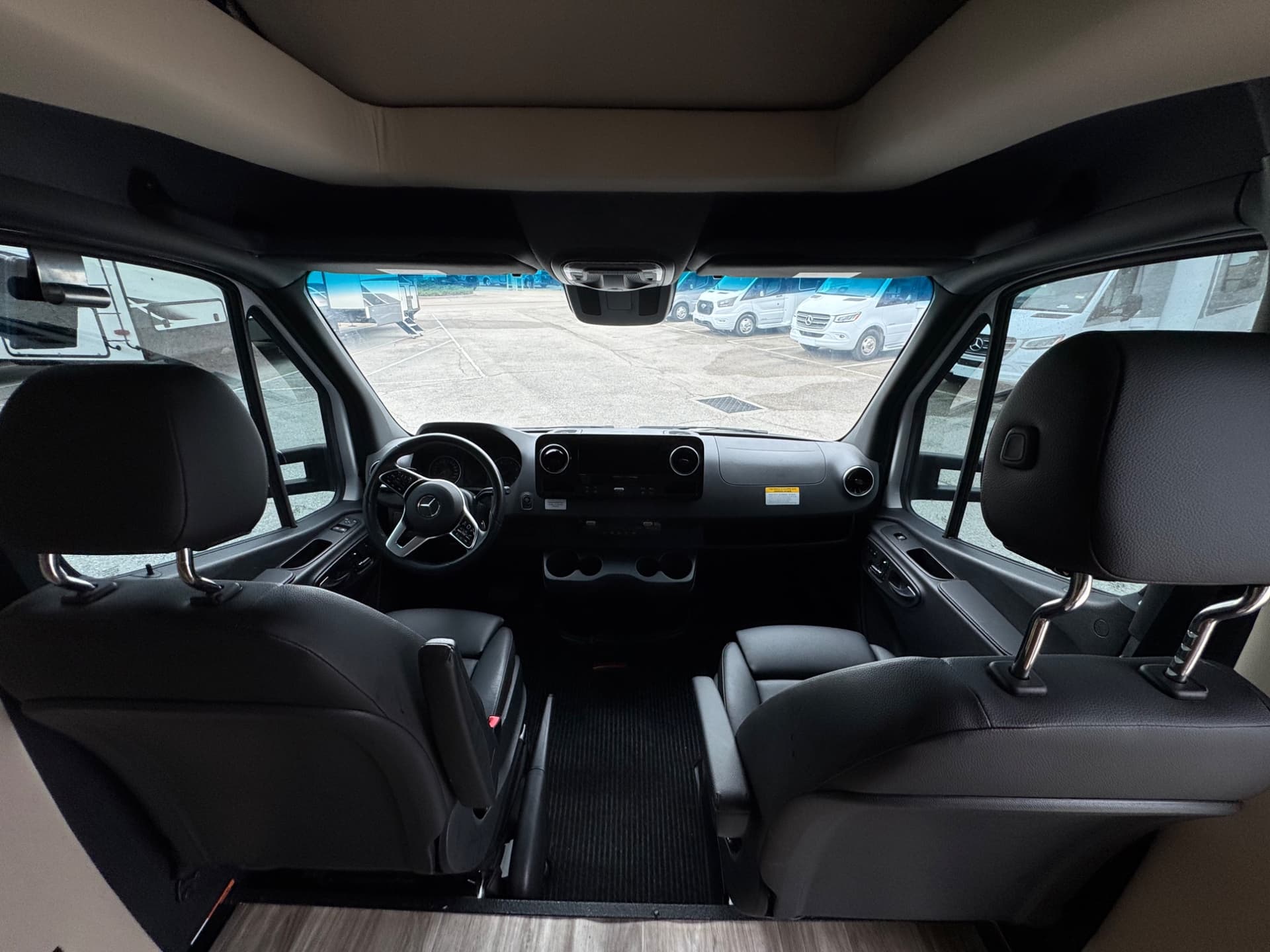 2024 Tiffin Motorhomes 2024 Tiffin Motorhomes Wayfarer - thumbnail 22