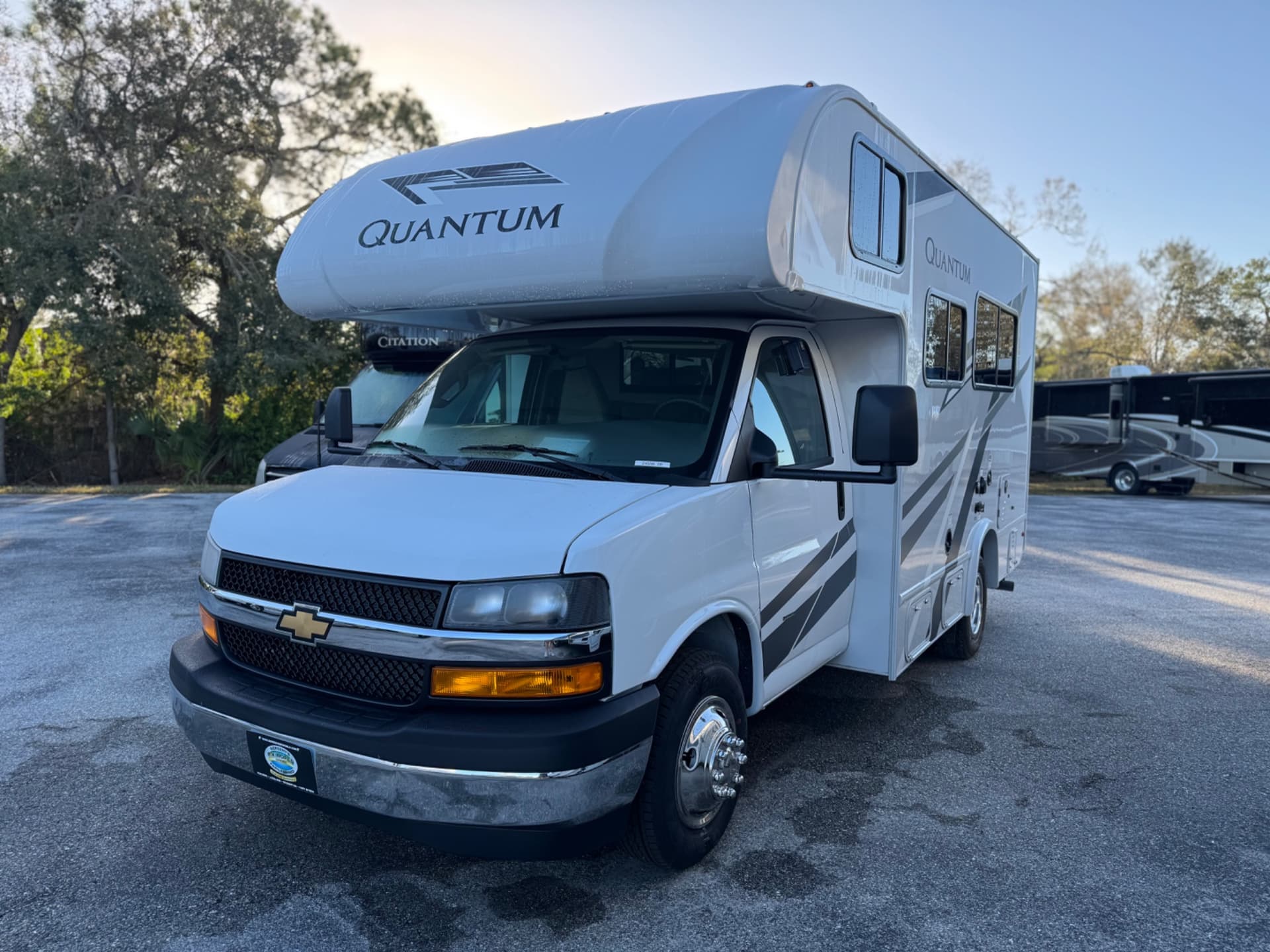 2026 Thor Motor Coach 2026 Thor Motor Coach Quantum - thumbnail 2