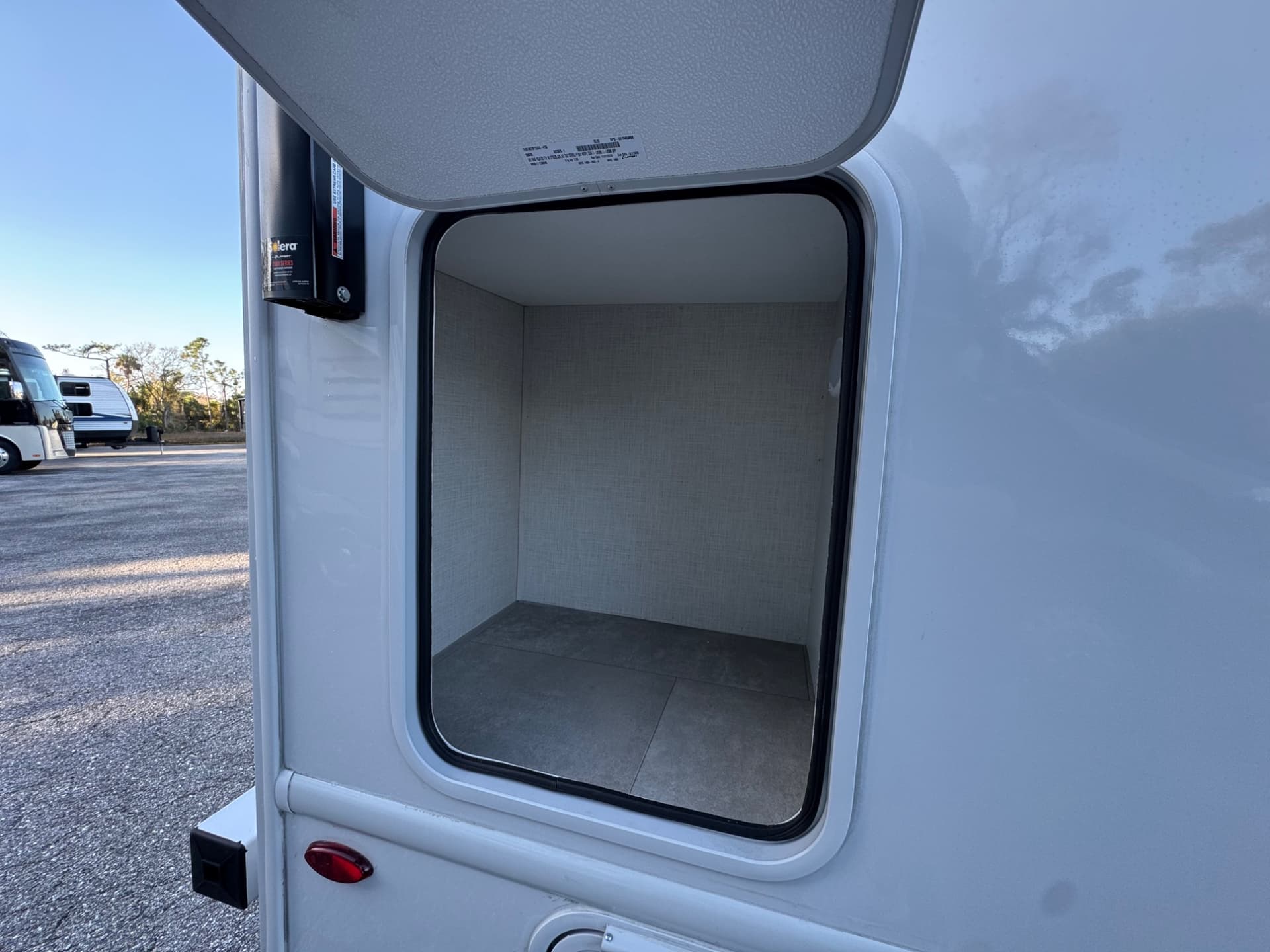 2026 Thor Motor Coach 2026 Thor Motor Coach Quantum - thumbnail 5