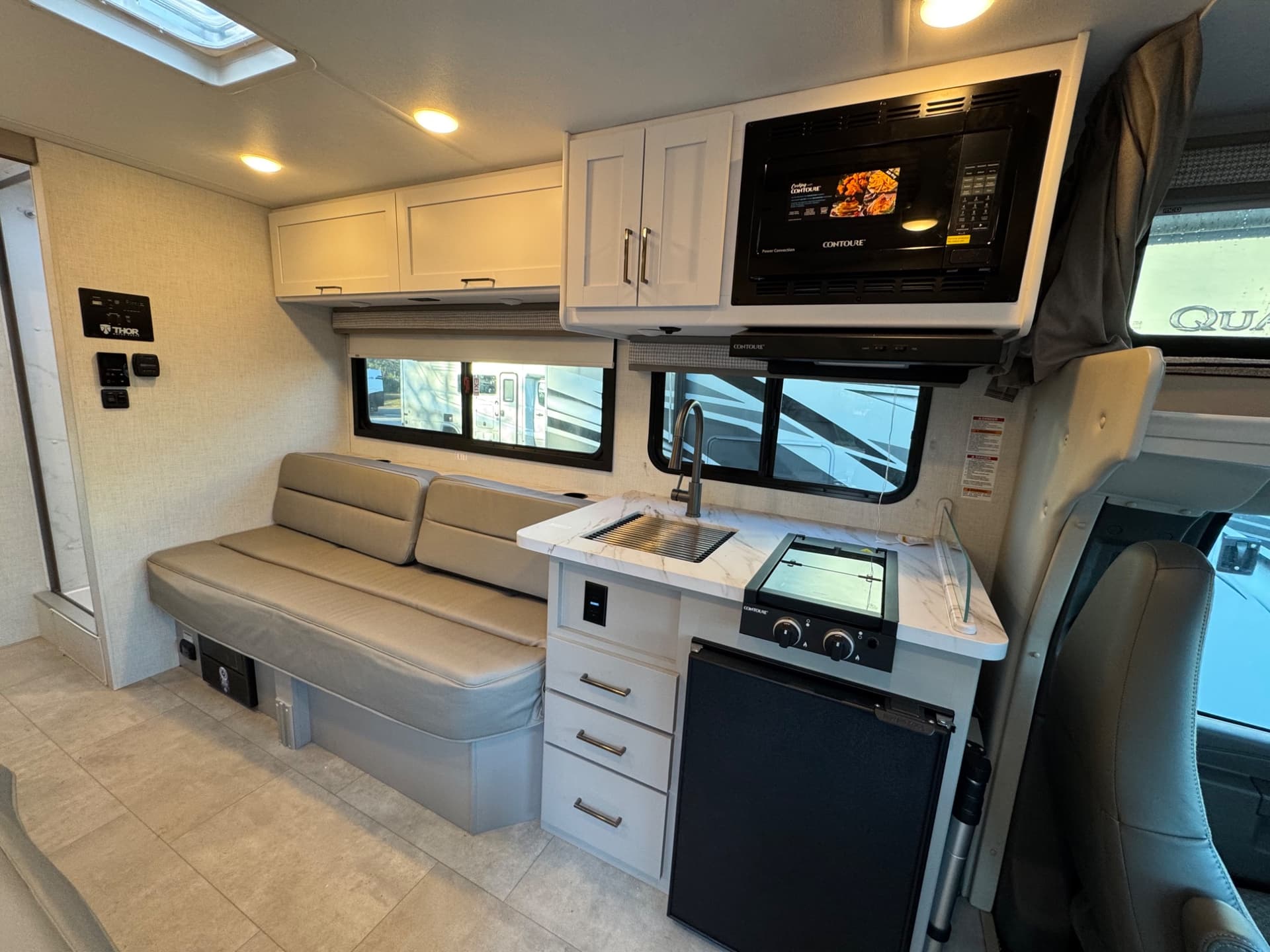 2026 Thor Motor Coach 2026 Thor Motor Coach Quantum - thumbnail 10