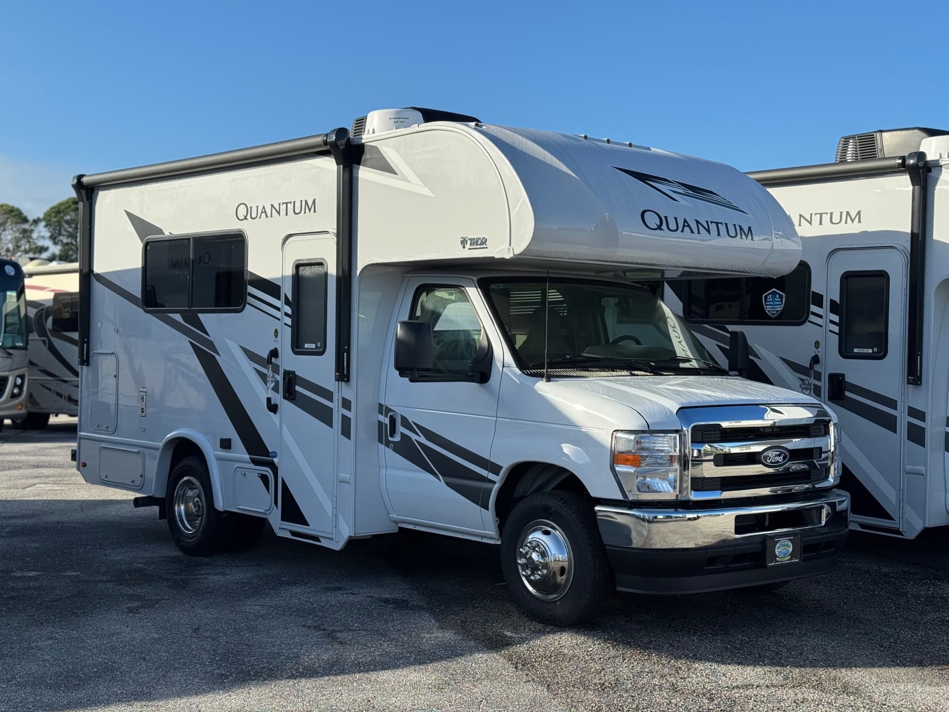 2026 Thor Motor Coach Quantum LX19