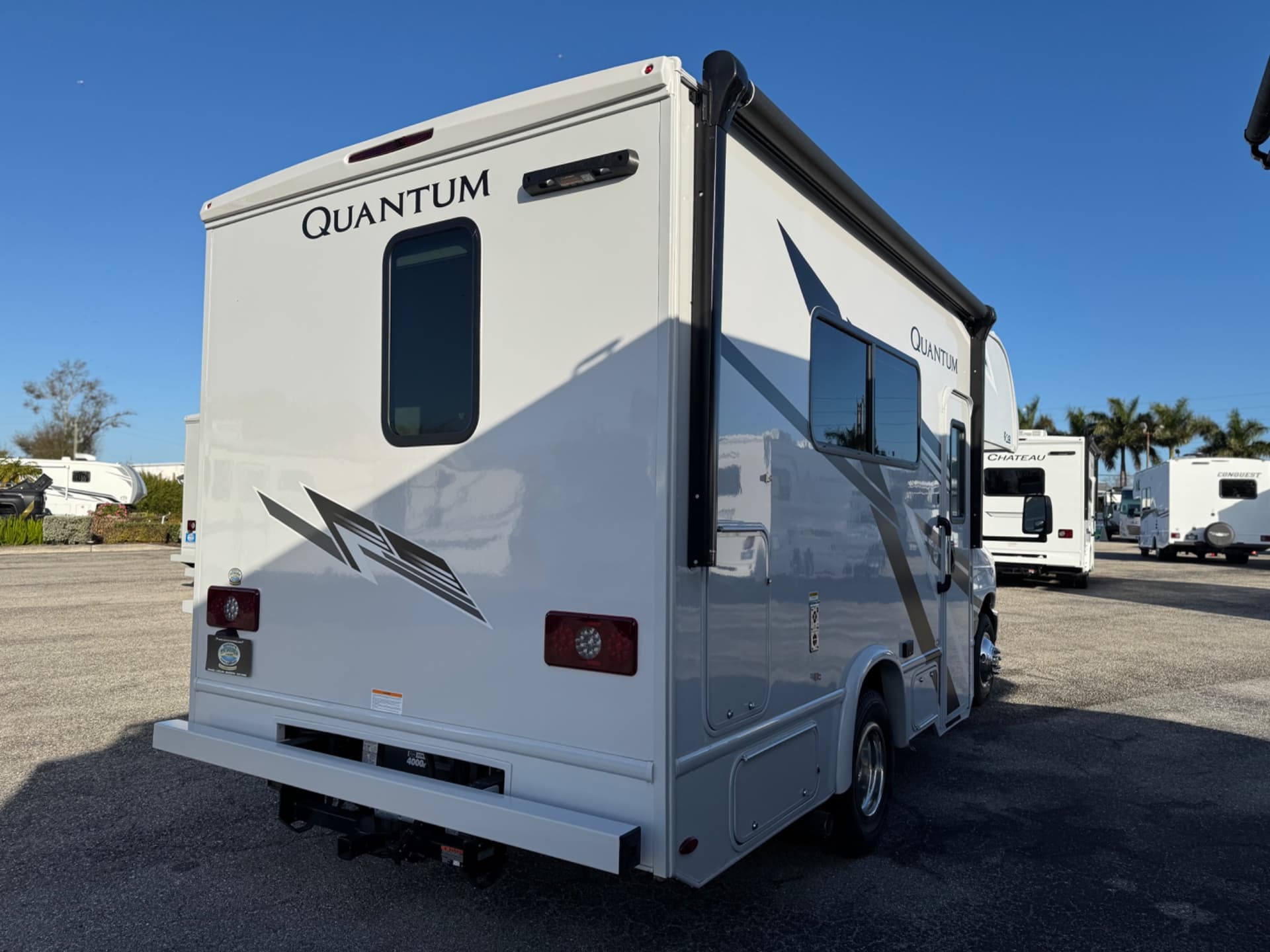 2026 Thor Motor Coach 2026 Thor Motor Coach Quantum - thumbnail 3