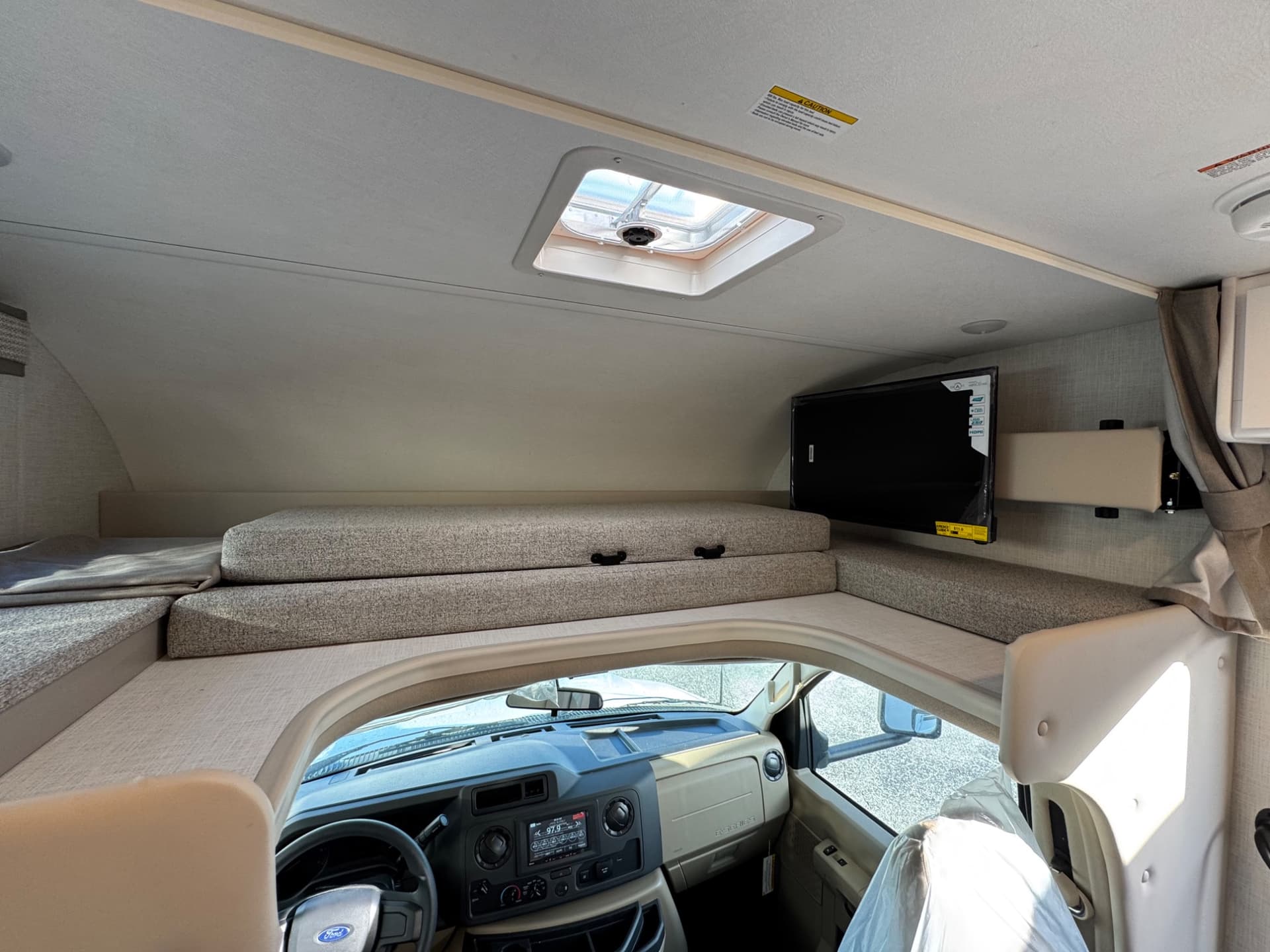 2026 Thor Motor Coach 2026 Thor Motor Coach Quantum - thumbnail 13