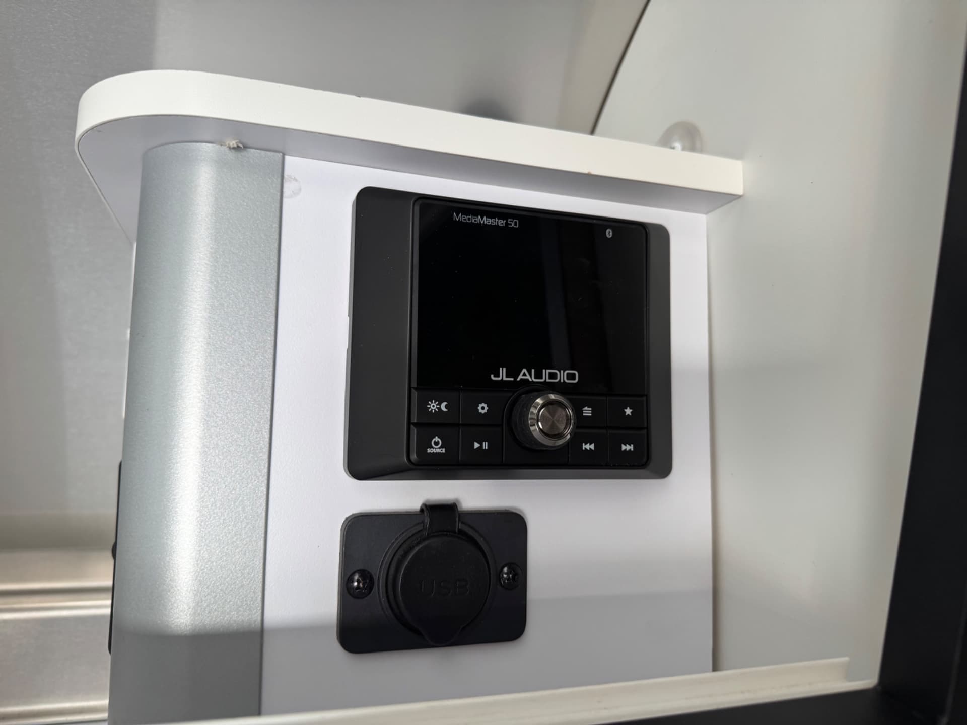 2024 Airstream 2024 Airstream Caravel - thumbnail 22