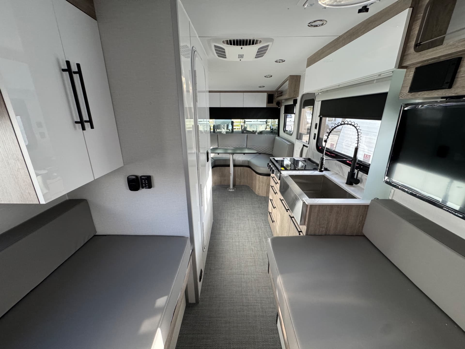 2026 inTech RV 2026 inTech RV Sol - thumbnail 8