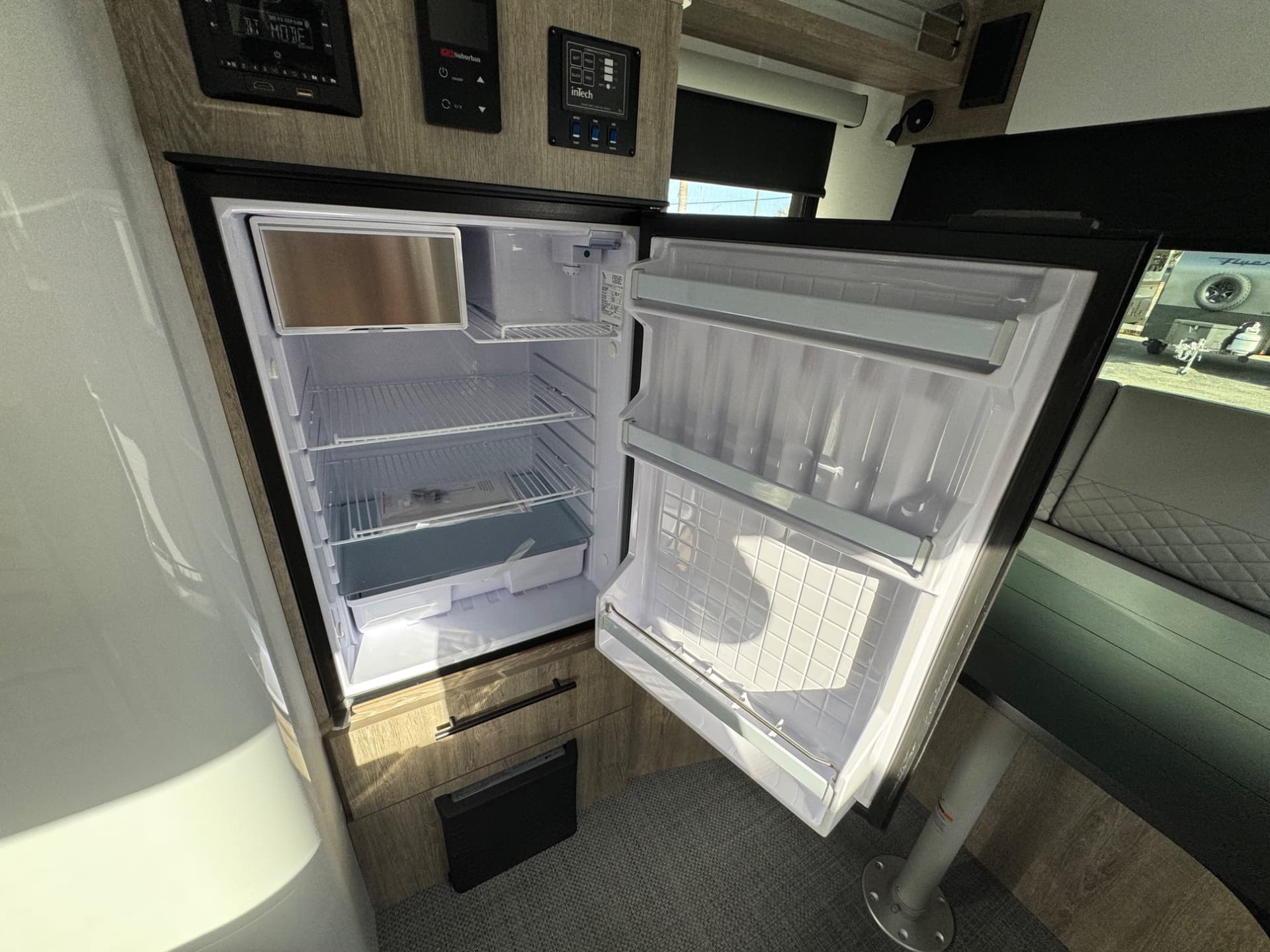 2026 inTech RV 2026 inTech RV Sol - thumbnail 14