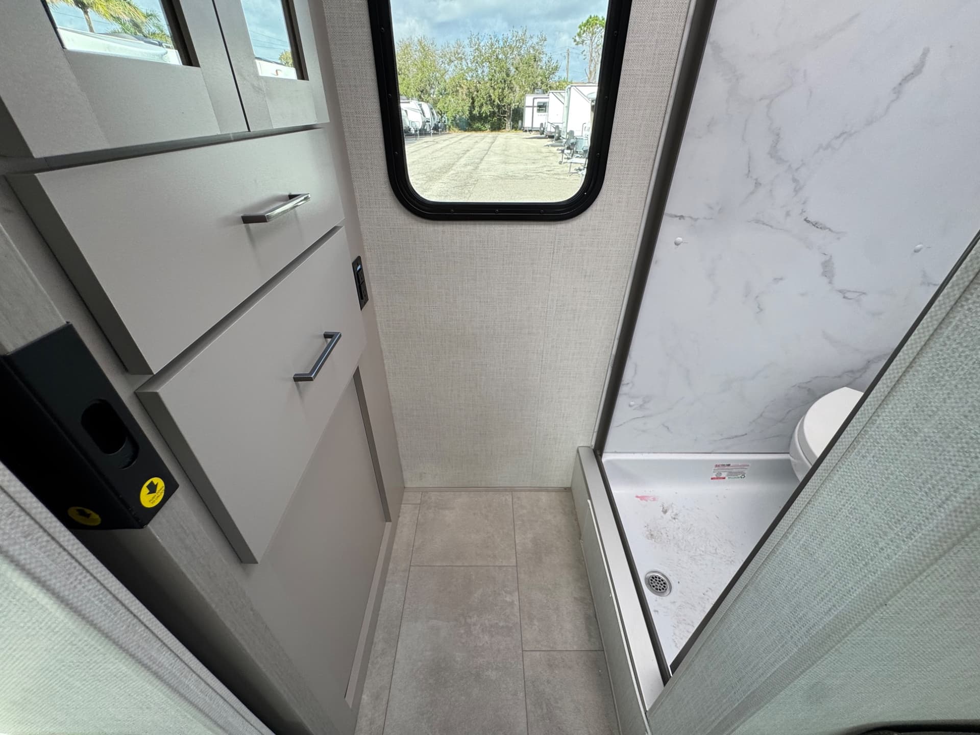 2026 Thor Motor Coach 2026 Thor Motor Coach Quantum - thumbnail 14