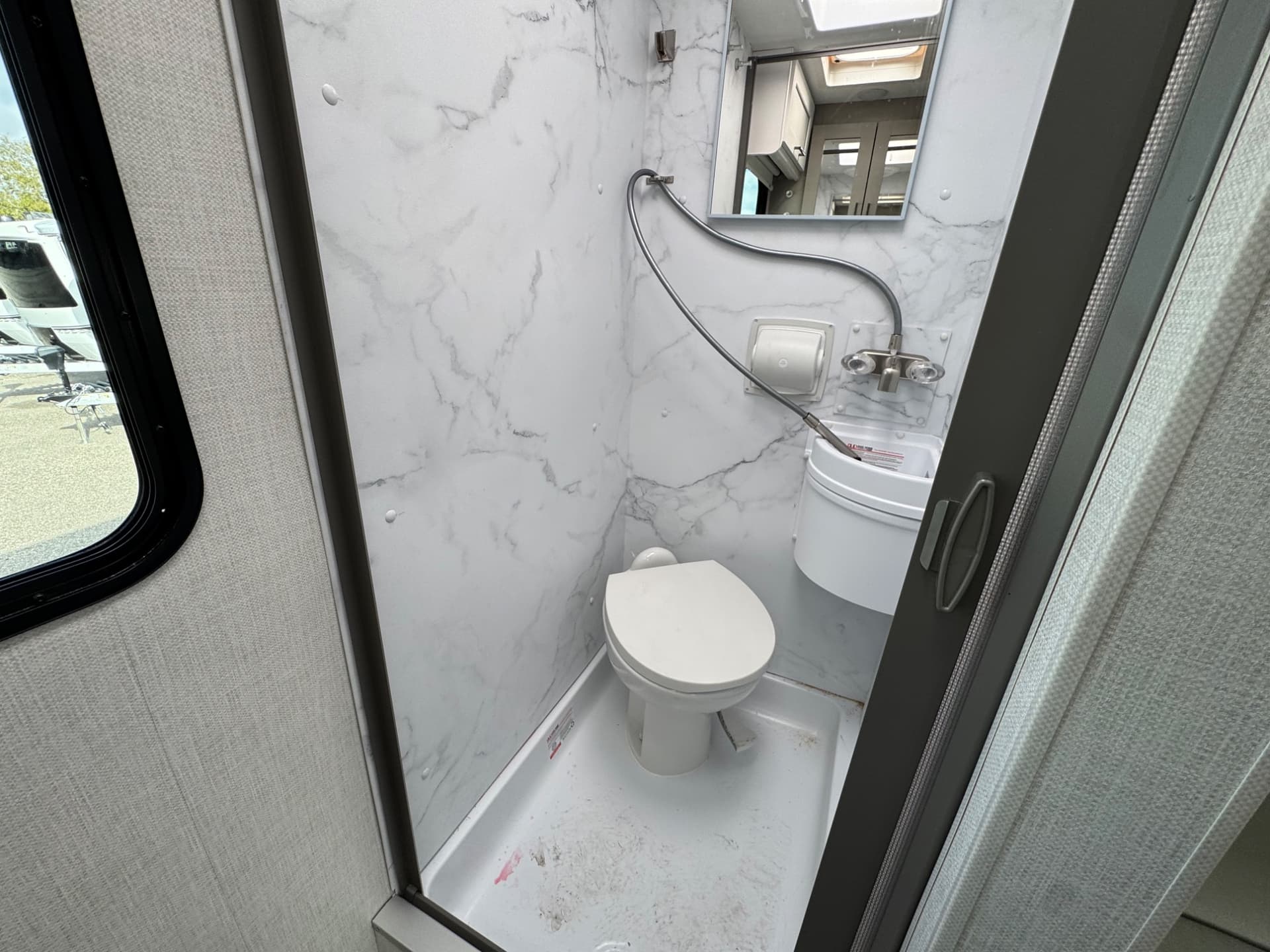 2026 Thor Motor Coach 2026 Thor Motor Coach Quantum - thumbnail 15