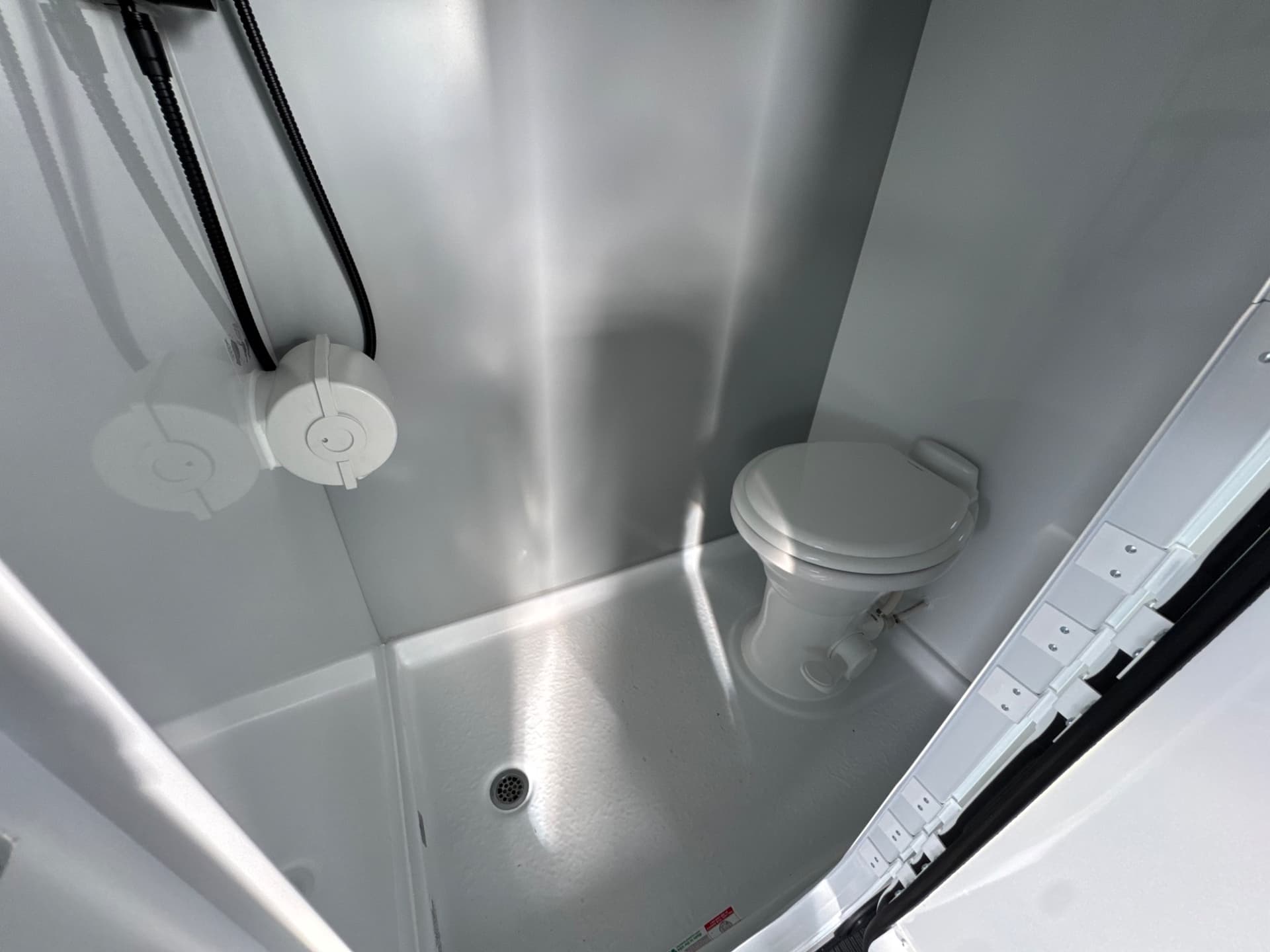 2026 inTech RV 2026 inTech RV Black Wing - thumbnail 11