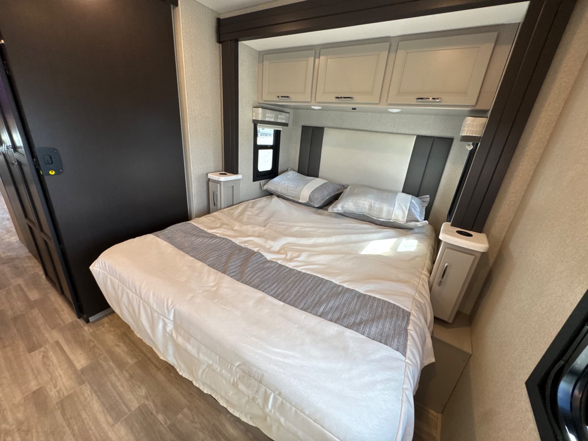 2026 Thor Motor Coach 2026 Thor Motor Coach Omni Trail - thumbnail 23