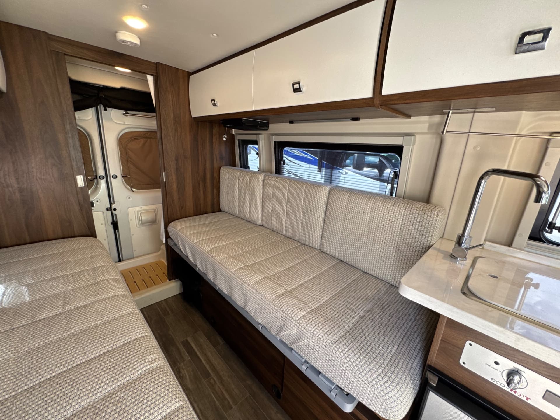 2025 Winnebago 2025 Winnebago Travato - thumbnail 16