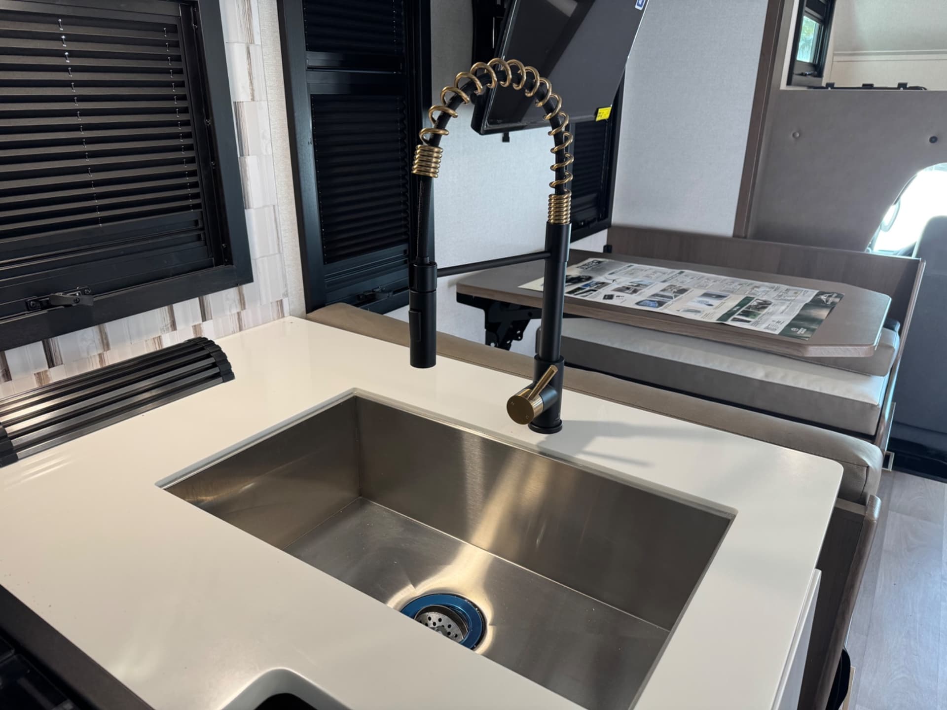 2026 East to West 2026 East to West College Avenue - thumbnail 12