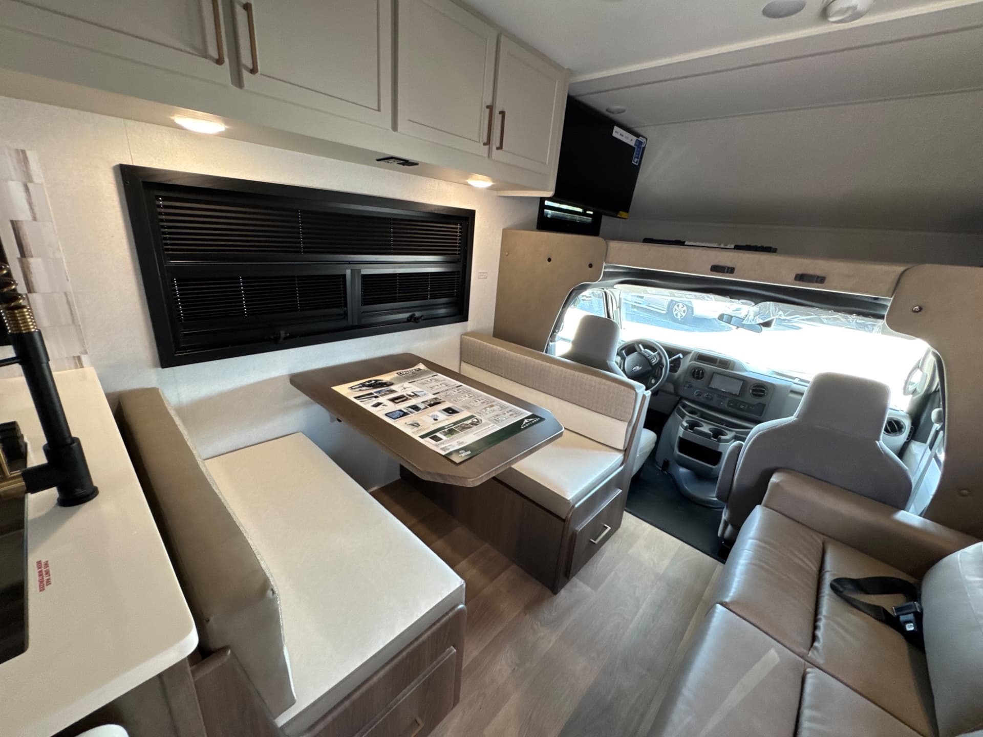 2026 East to West 2026 East to West College Avenue - thumbnail 14