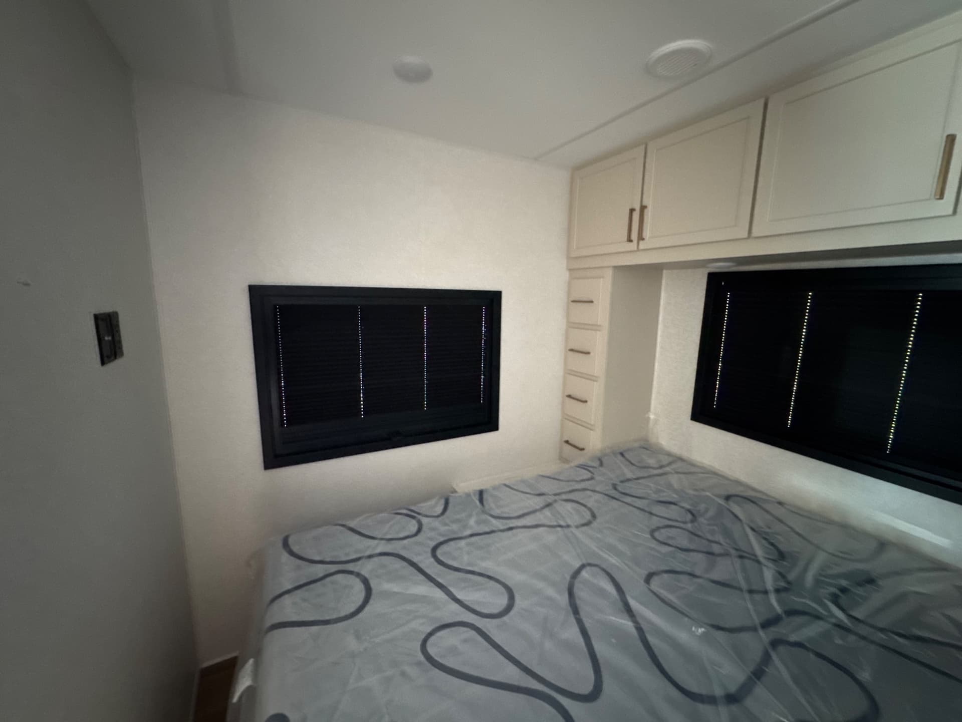 2026 East to West 2026 East to West College Avenue - thumbnail 20