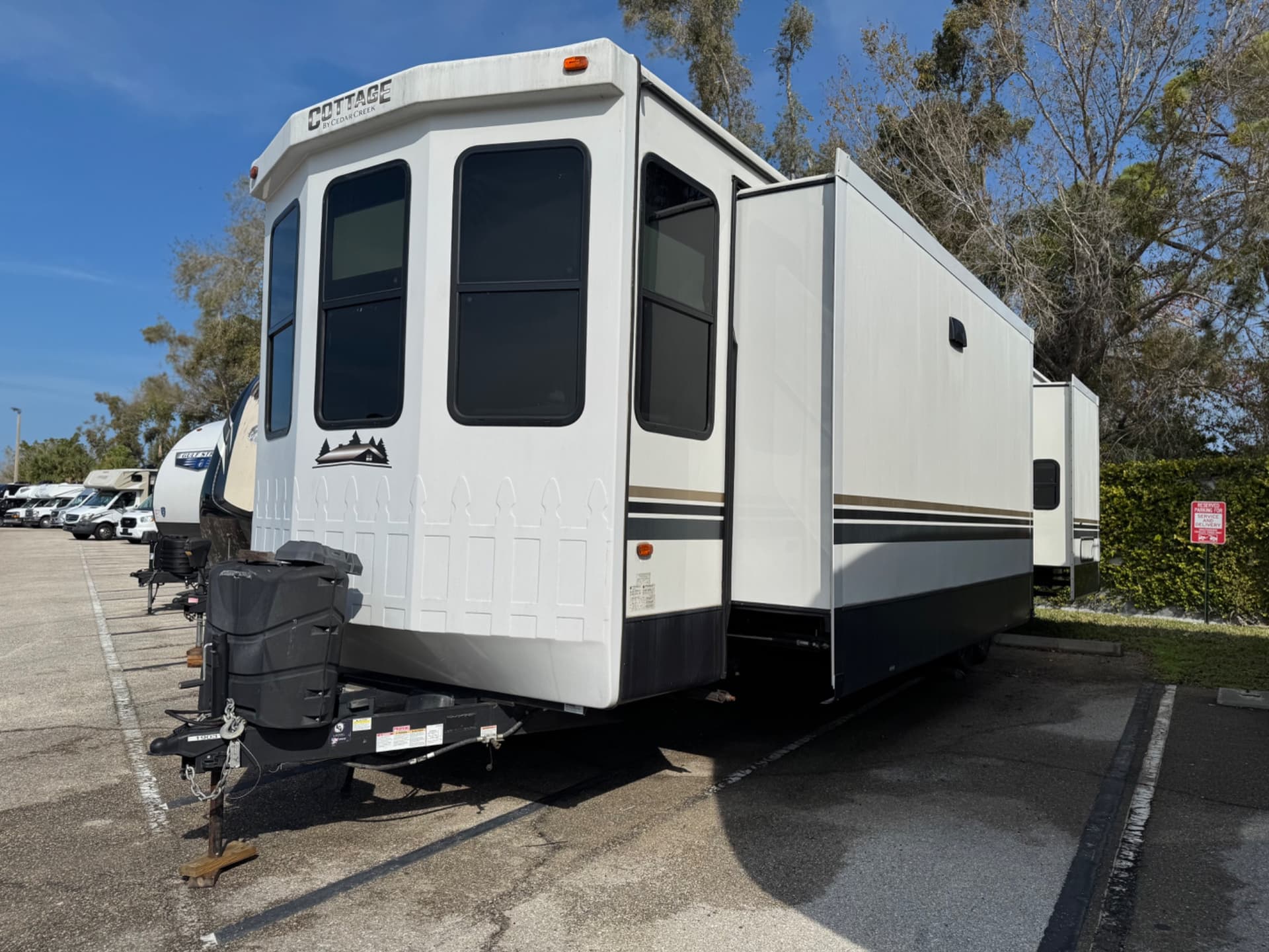2021 Cedar Creek 2021 Cedar Creek FOREST RIVER - thumbnail 2