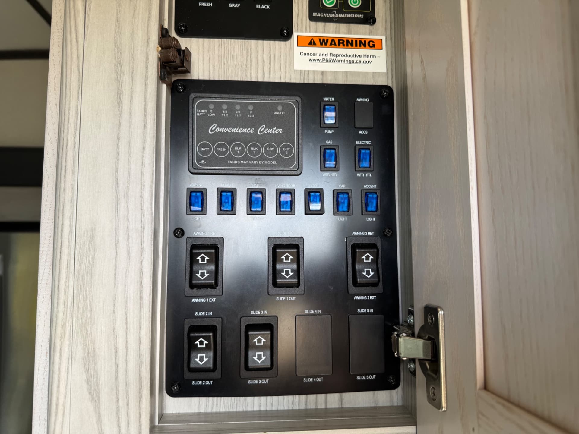 2022 Keystone 2022 Keystone Montana High Country - thumbnail 27