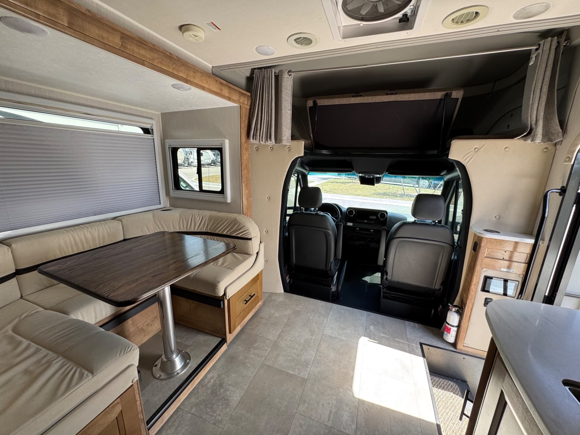 2021 Coachmen 2021 Coachmen Prism - thumbnail 8