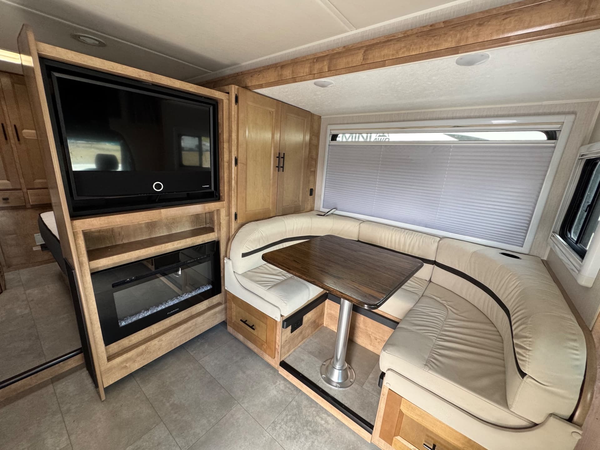 2021 Coachmen 2021 Coachmen Prism - thumbnail 14