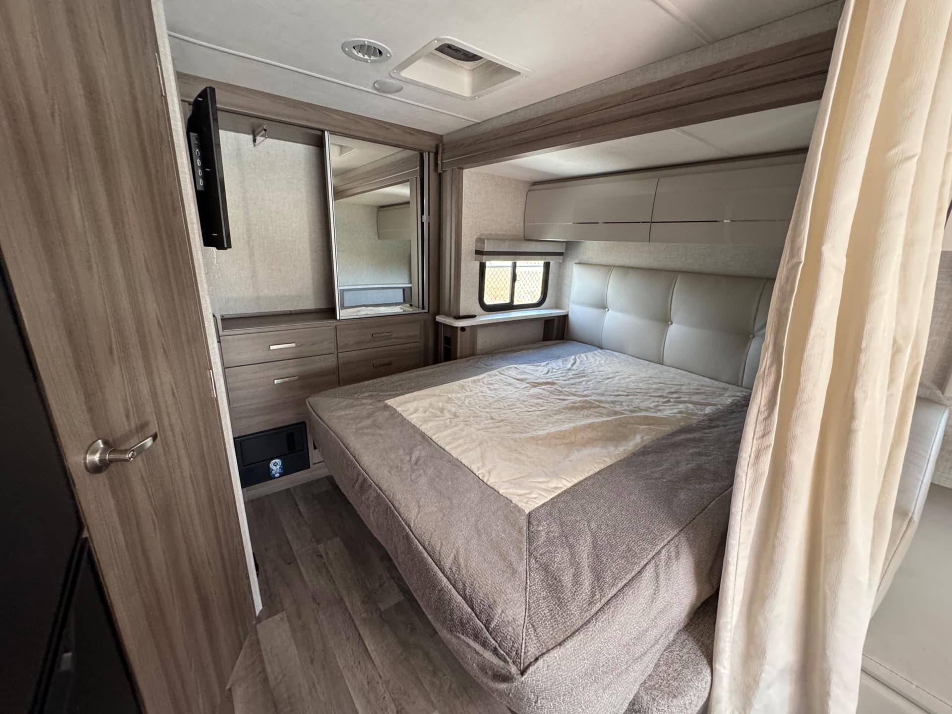 2025 Thor Motor Coach 2025 Thor Motor Coach Gemini - thumbnail 15