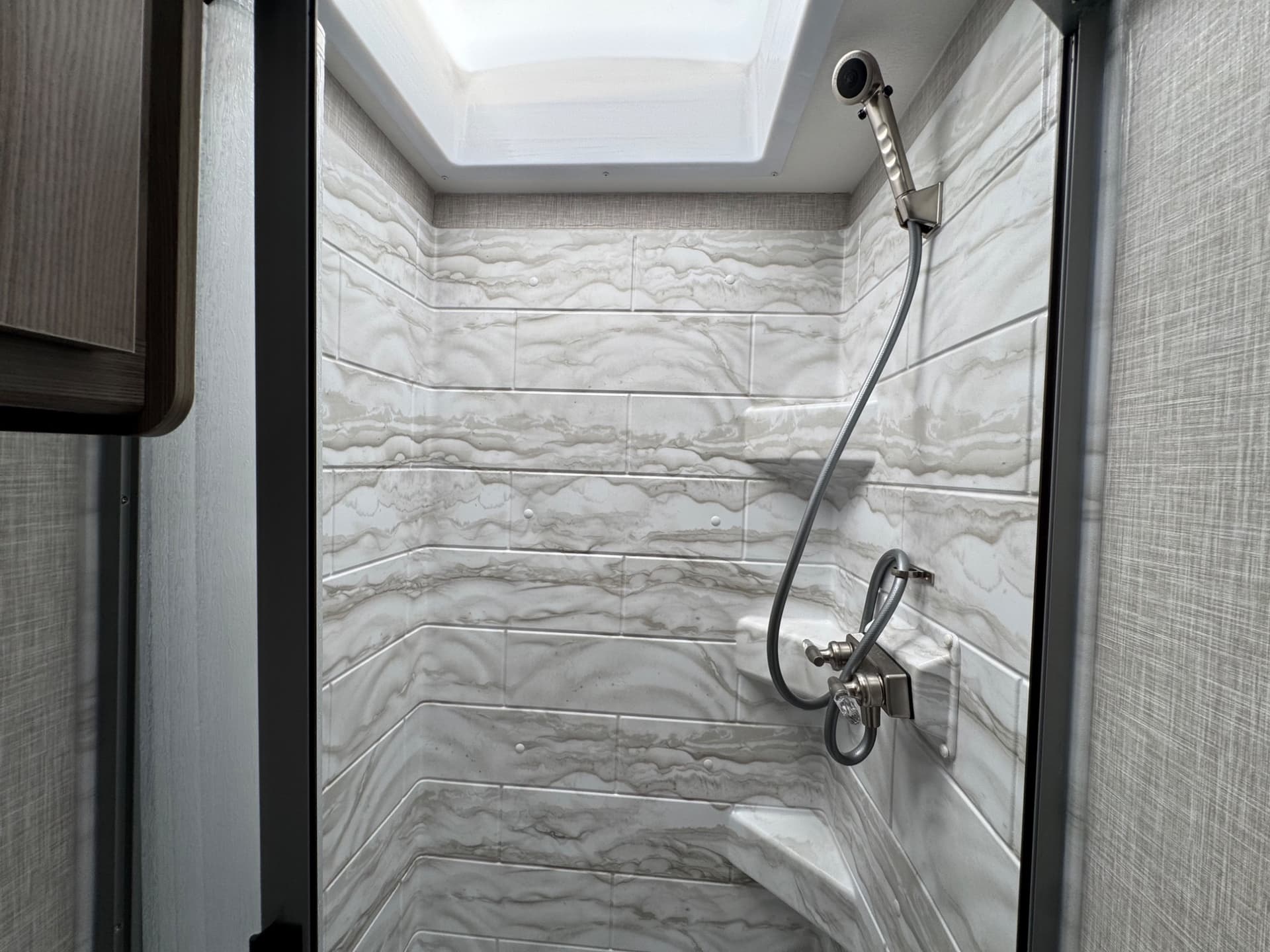 2025 Thor Motor Coach 2025 Thor Motor Coach Gemini - thumbnail 19