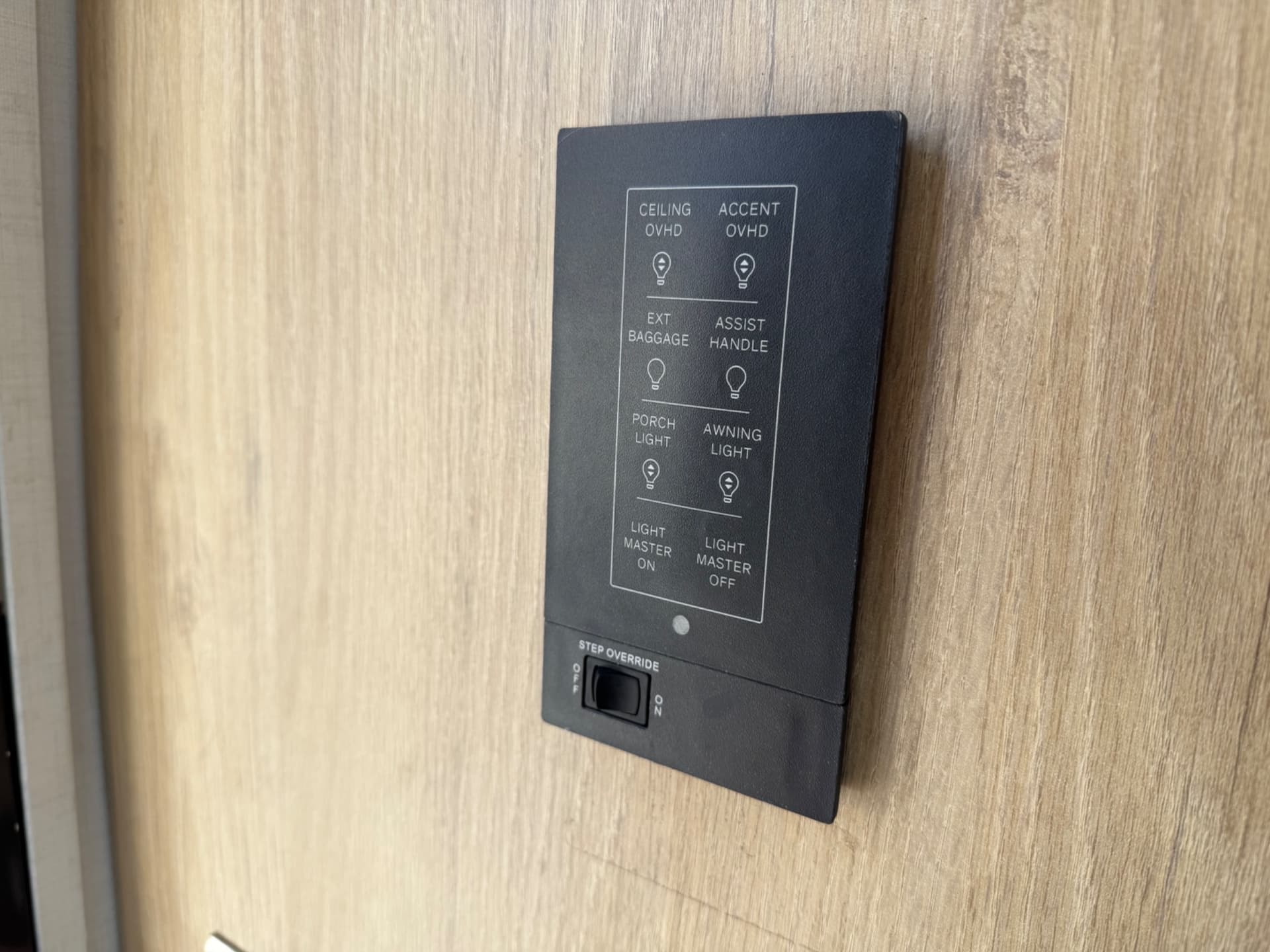 2019 Leisure Travel Vans 2019 Leisure Travel Vans Wonder - thumbnail 22