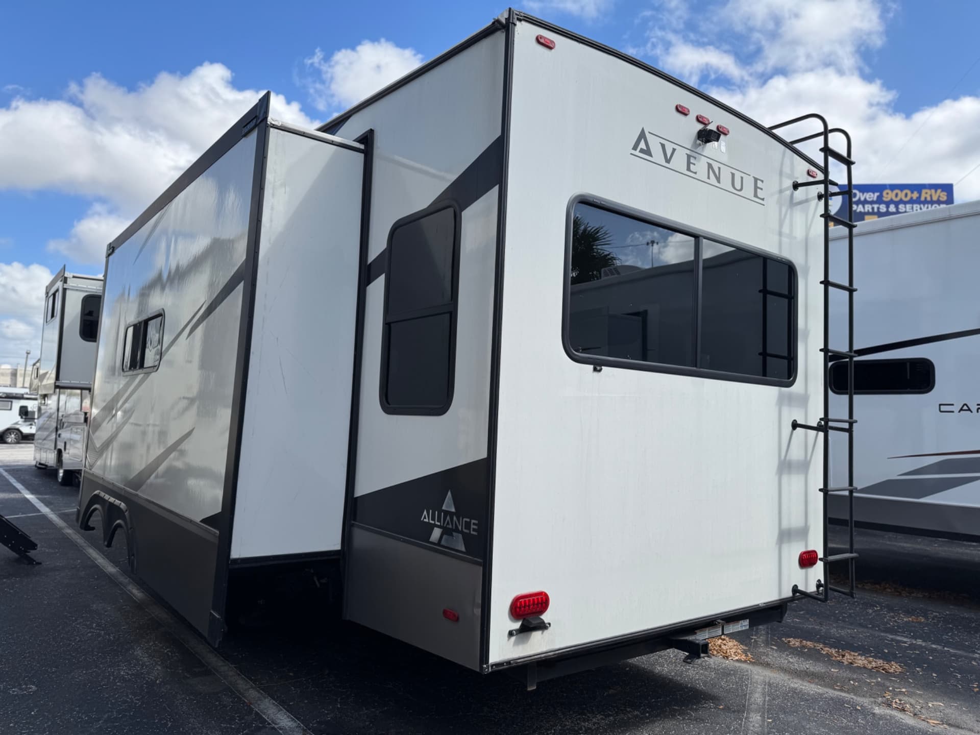 2022 2022 null ALLIANCE - thumbnail 3