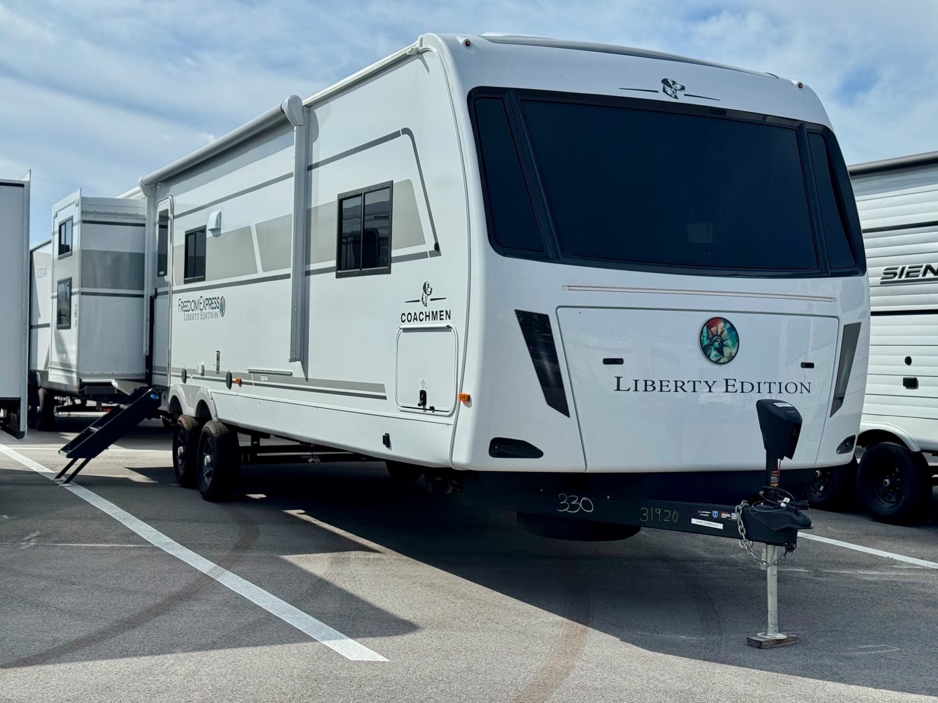 2026 Coachmen Freedom Express Liberty Edition 330BHJJ