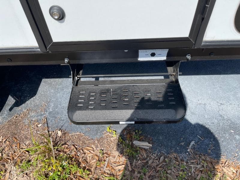 2024 Dutchmen 2024 Dutchmen Coleman - thumbnail 16