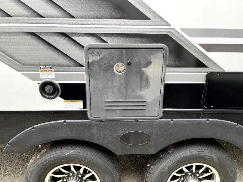 2023 Dutchmen 2023 Dutchmen Kodiak Ultimate - thumbnail 11