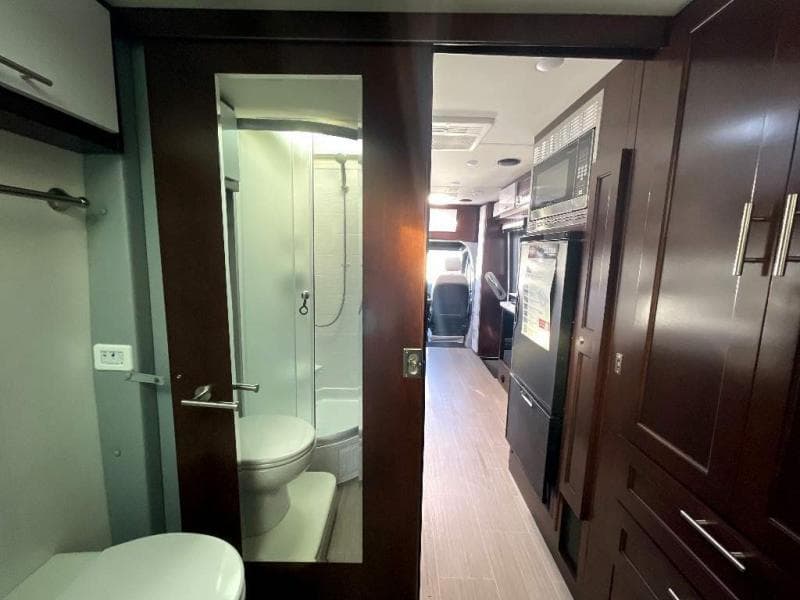 2023 Regency RV 2023 Regency RV Ultra Brougham - thumbnail 25