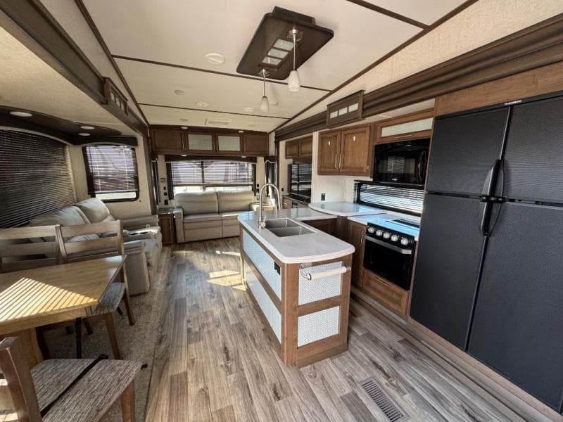 2020 Keystone RV 2020 Keystone RV Cougar - thumbnail 6