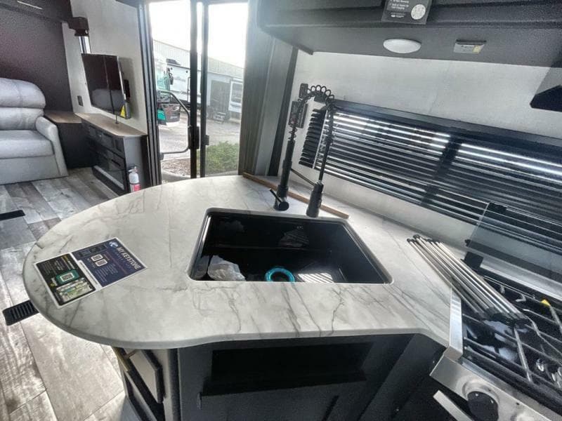 2023 Keystone RV 2023 Keystone RV Springdale - thumbnail 19