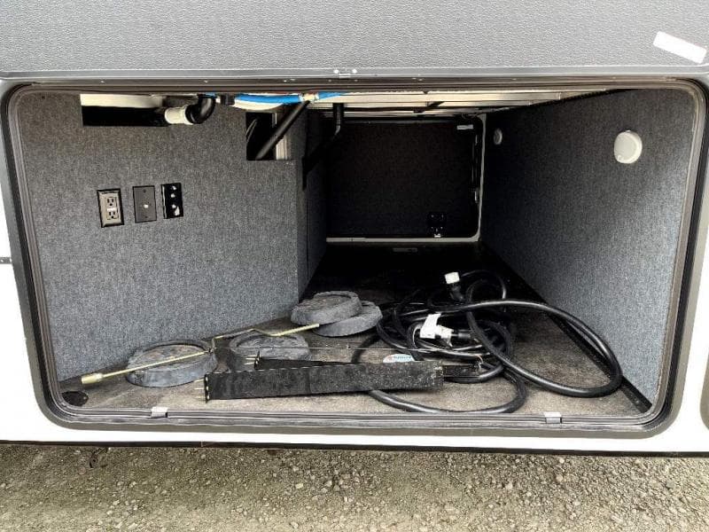 2022 Alliance RV 2022 Alliance RV Paradigm - thumbnail 14