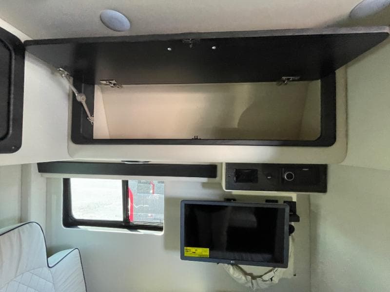 2024 Midwest Automotive Designs 2024 Midwest Automotive Designs Legend - thumbnail 14