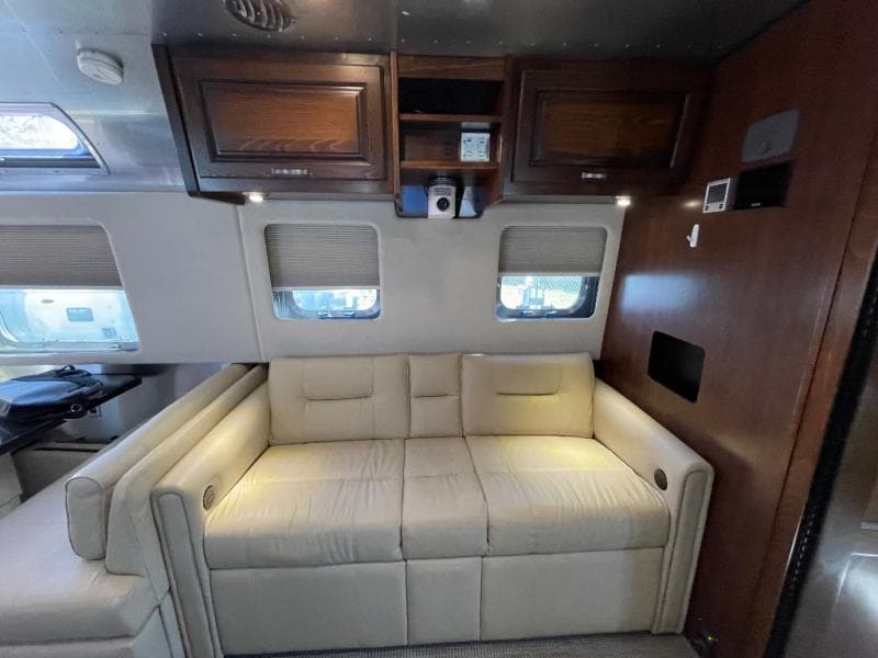 2019 Airstream 2019 Airstream Classic - thumbnail 16