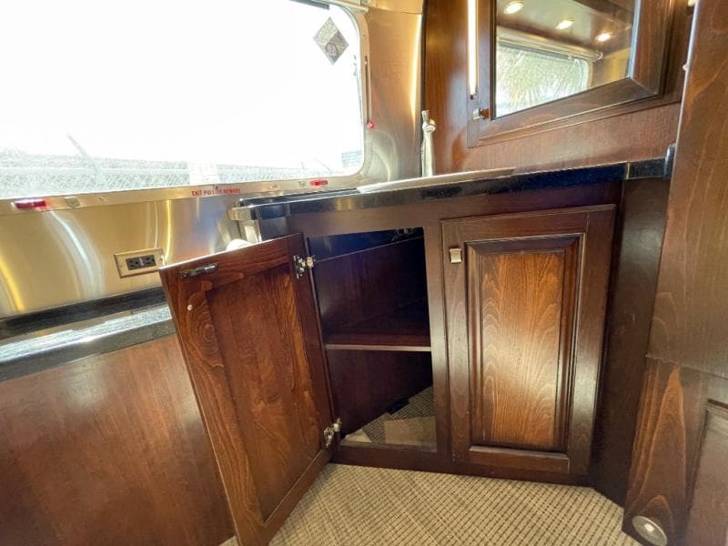 2019 Airstream 2019 Airstream Classic - thumbnail 33