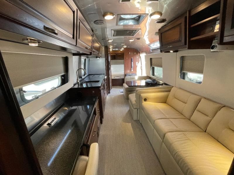 2019 Airstream 2019 Airstream Classic - thumbnail 38