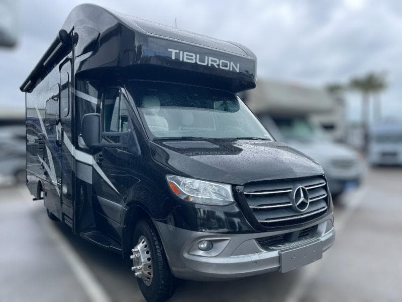 2020 Thor Motor Coach Tiburon 24TT