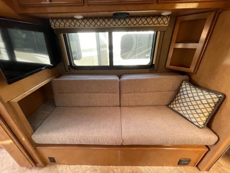 2018 Thor Motor Coach 2018 Thor Motor Coach Citation - thumbnail 10