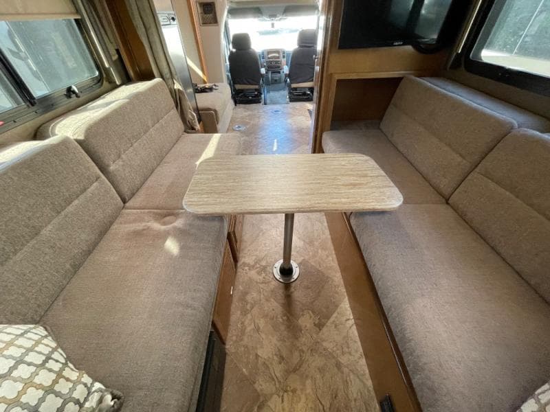 2018 Thor Motor Coach 2018 Thor Motor Coach Citation - thumbnail 7