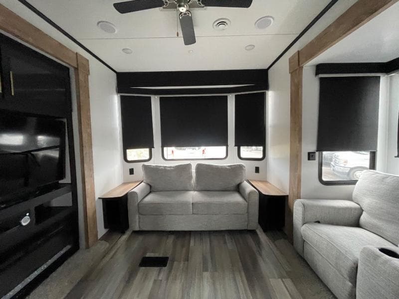 2023 Keystone RV 2023 Keystone RV Residence - thumbnail 19