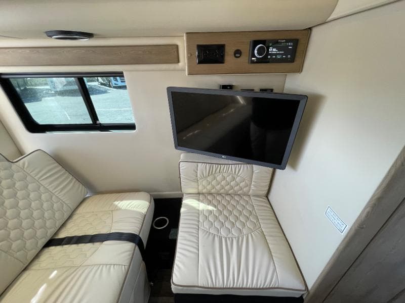 2025 Midwest Automotive Designs 2025 Midwest Automotive Designs Legend - thumbnail 20