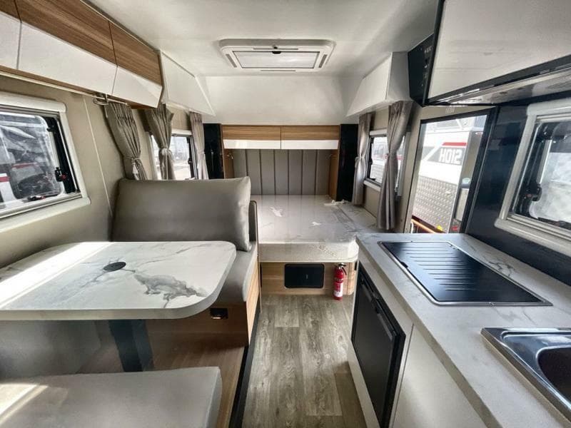 2023 Black Series 2023 Black Series HQ15 - thumbnail 3