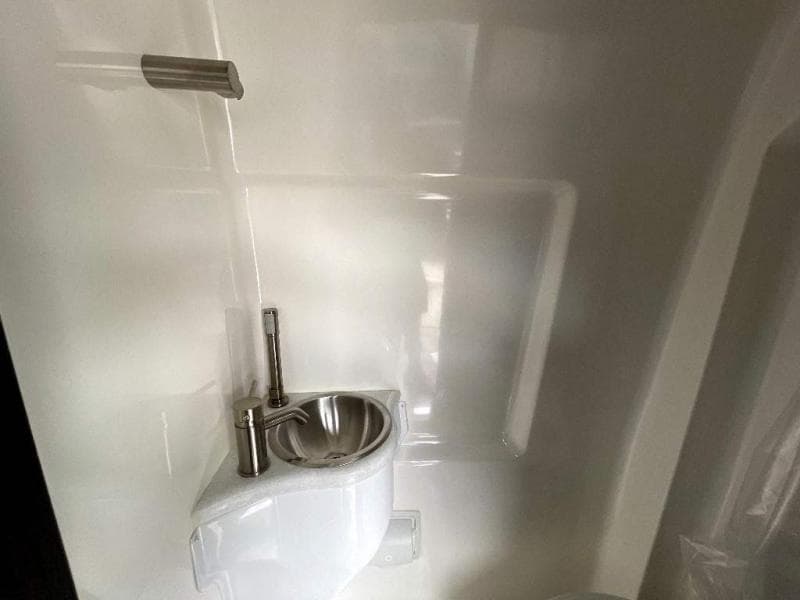 2025 Midwest Automotive Designs 2025 Midwest Automotive Designs Legend - thumbnail 13