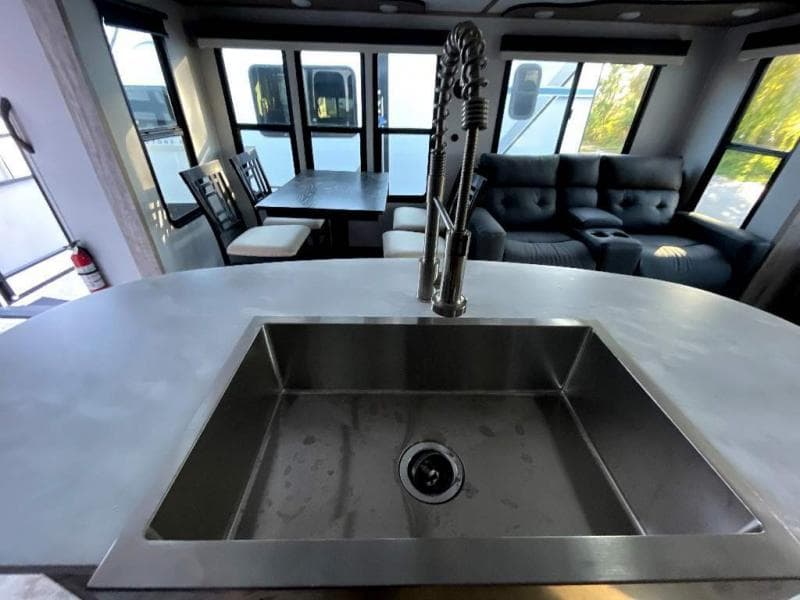 2023 Gulf Stream 2023 Gulf Stream Conquest - thumbnail 15