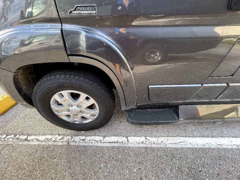 2025 Midwest Automotive Designs 2025 Midwest Automotive Designs Legend - thumbnail 4