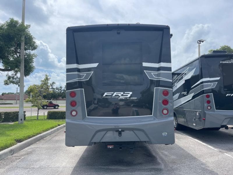 2024 Forest River 2024 Forest River FR3 - thumbnail 7