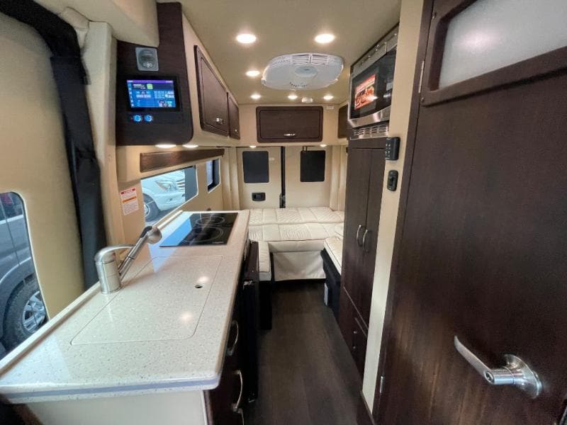 2025 Midwest Automotive Designs 2025 Midwest Automotive Designs Legend - thumbnail 14