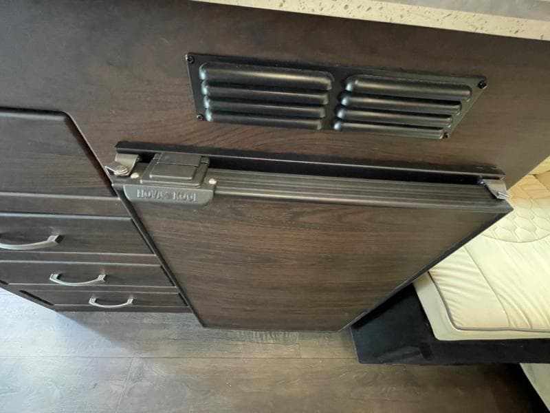 2025 Midwest Automotive Designs 2025 Midwest Automotive Designs Legend - thumbnail 21