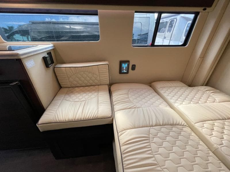 2025 Midwest Automotive Designs 2025 Midwest Automotive Designs Legend - thumbnail 27